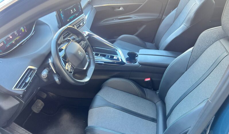 
								PEUGEOT 3008 Hybrid 225 e-EAT8 Allure Pack full									