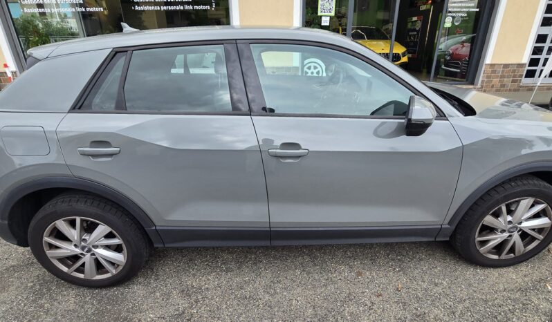 
								AUDI Q2 1.6 TDI S tronic Business full									