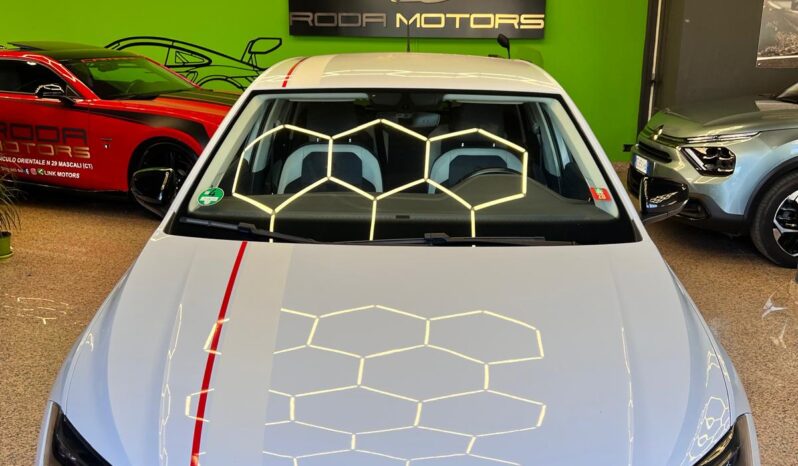 
								Volkswagen Polo Beats full									