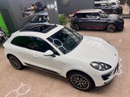 
										Porsche Macan 3.0 S Diesel full									