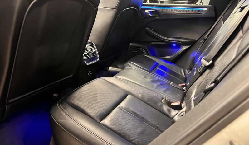 
								Porsche Macan 3.0 S Diesel full									