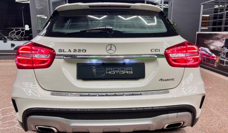 
								Mercedes-Benz GLA 220 GLA 220 d Automatic 4Matic Premium full									