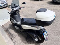 
										Piaggio Beverly 350 Sport Touring full									