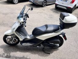 
										Piaggio Beverly 350 Sport Touring full									