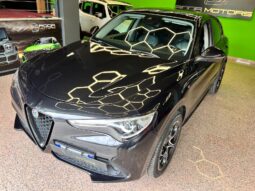
										Alfa Romeo Stelvio 2.2 Turbodiesel 210 CV AT8 Q4 V full									
