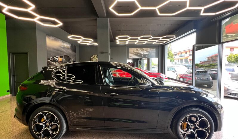 
								Alfa Romeo Stelvio 2.2 Turbodiesel 210 CV AT8 Q4 V full									