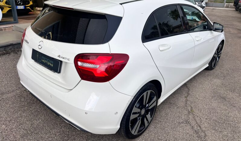 
								Mercedes-benz A 200 d Automatic 4Matic Sport full									