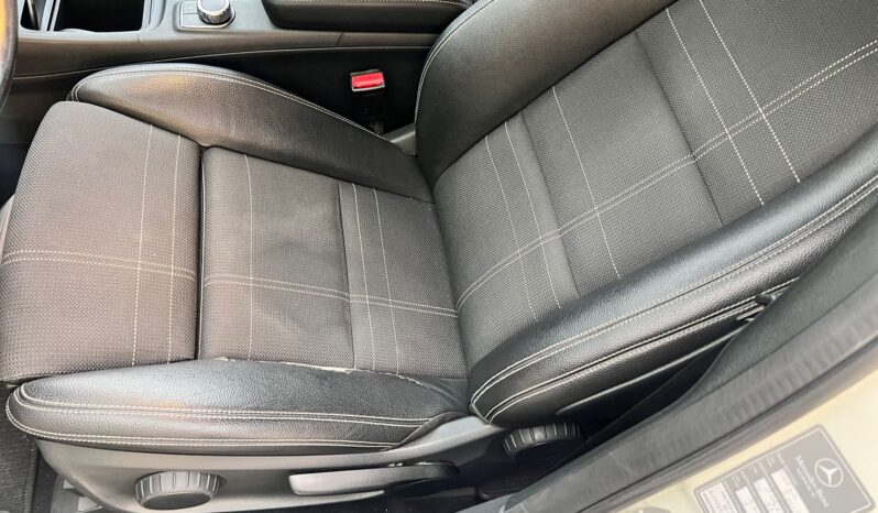 
								Mercedes-benz A 200 d Automatic 4Matic Sport full									