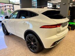 
										Jaguar E-Pace 2.0D 150 CV AWD aut. R-Dynamic S full									