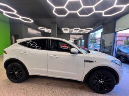 
										Jaguar E-Pace 2.0D 150 CV AWD aut. R-Dynamic S full									