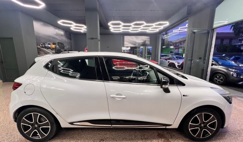 
								Renault Clio 1.5 dCi 8V 75CV 5 porte Costume National full									