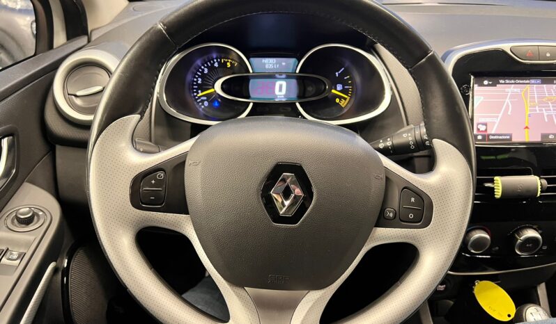 
								Renault Clio 1.5 dCi 8V 75CV 5 porte Costume National full									