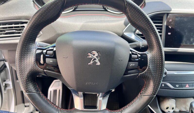 
								Peugeot 308 BlueHDi 130 S&S GT Line full									