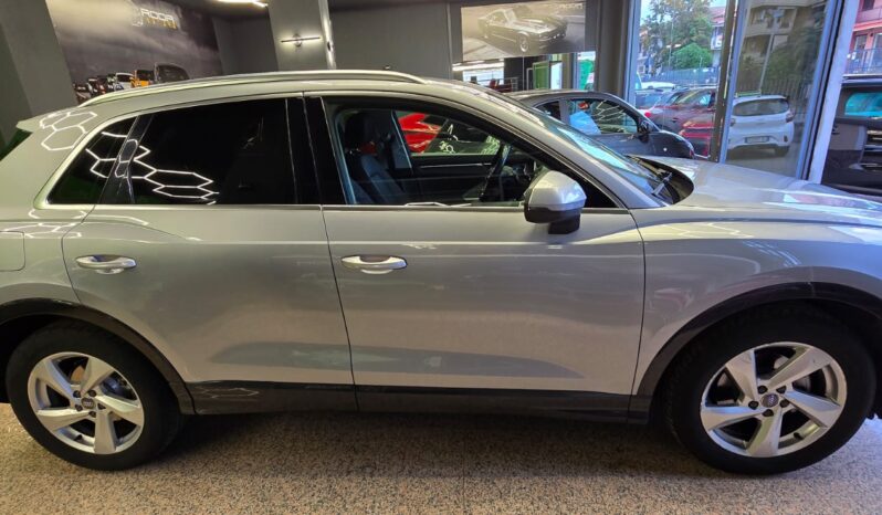 
								Audi Q3 2.0 TDI 150 CV Sport full									