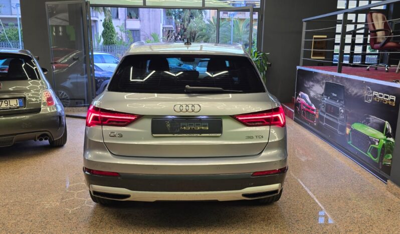 
								Audi Q3 2.0 TDI 150 CV Sport full									