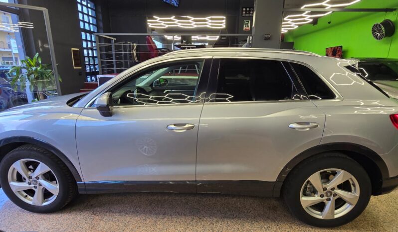 
								Audi Q3 2.0 TDI 150 CV Sport full									