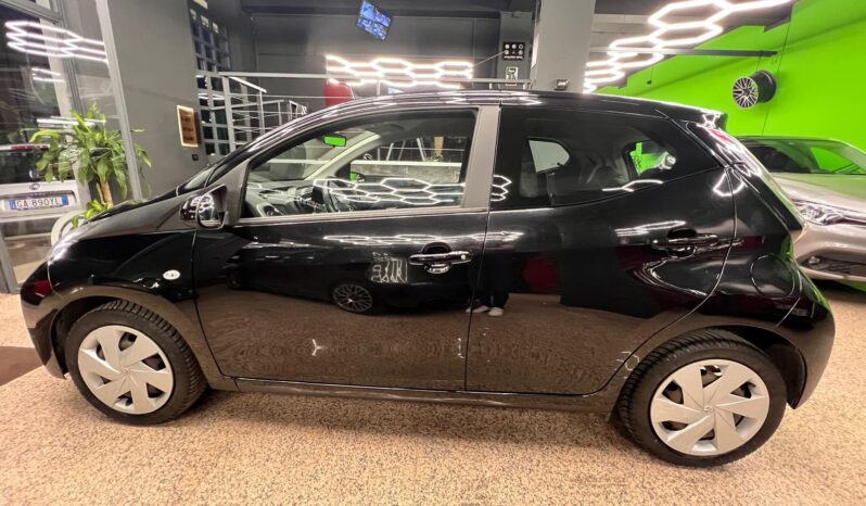 
								Toyota Aygo AUTOMATICA 1.0 VVT-i 69 CV 5 porte x-wave MMT full									