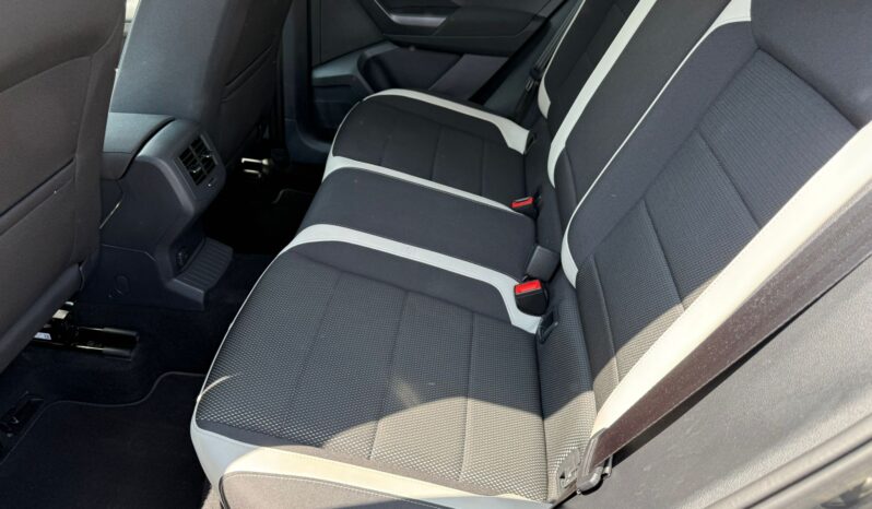 
								Volkswagen T-Roc 1.6 TDI SCR Advanced BlueMotion Technology full									