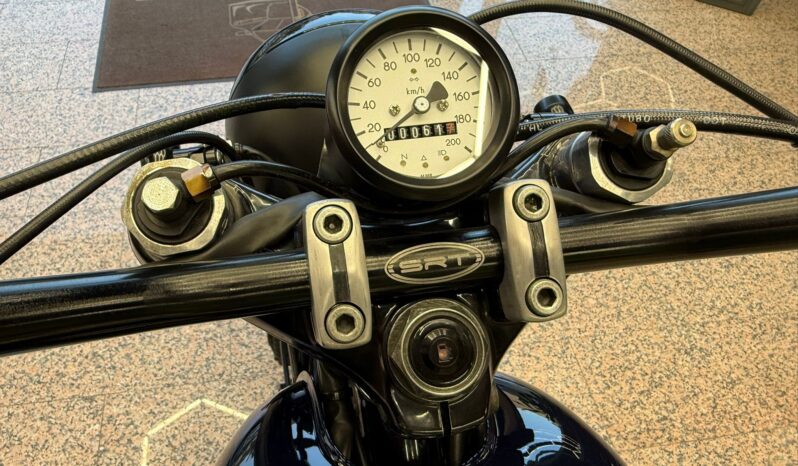 
								Moto Guzzi Nevada 750 full									
