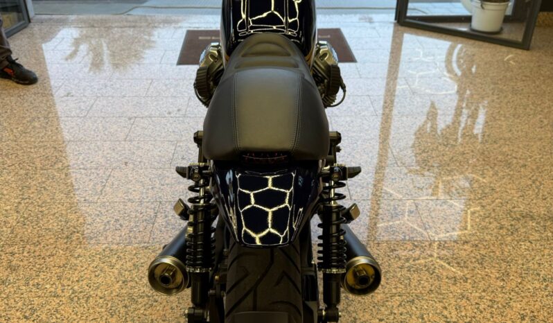 
								Moto Guzzi Nevada 750 full									