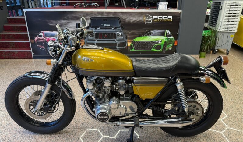 
								Suzuki GS 550 E full									