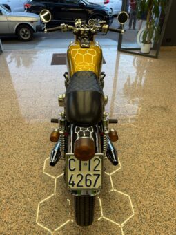 
										Suzuki GS 550 E full									