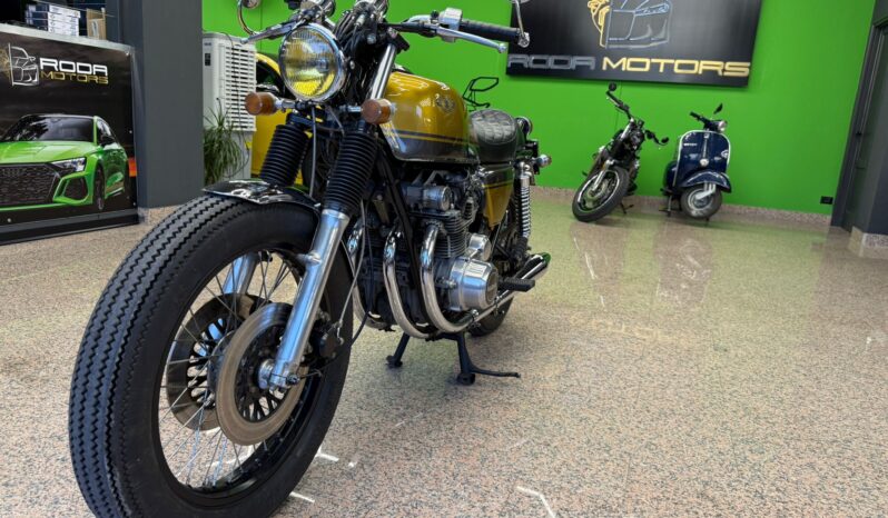 
								Suzuki GS 550 E full									
