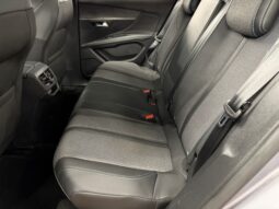 
										Peugeot 3008 BlueHDi 130 S&S EAT8 Active Pack full									