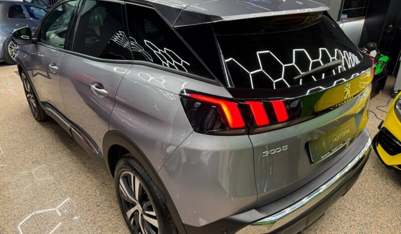 
								Peugeot 3008 BlueHDi 130 S&S EAT8 Active Pack full									