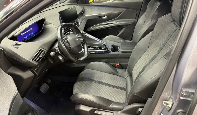 
								Peugeot 3008 BlueHDi 130 S&S EAT8 Active Pack full									