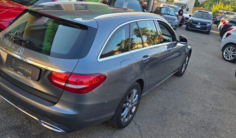 
								Mercedes-benz C 220 d S.W. Auto Sport full									