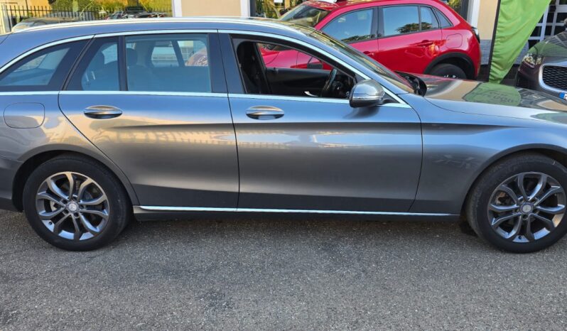 
								Mercedes-benz C 220 d S.W. Auto Sport full									