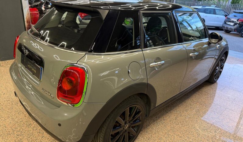 
								Mini 1.5 One D Hype 5 porte full									