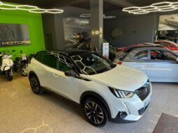 
										Peugeot 2008 GT AUTOMATICA full									