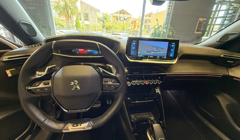 
								Peugeot 2008 GT AUTOMATICA full									