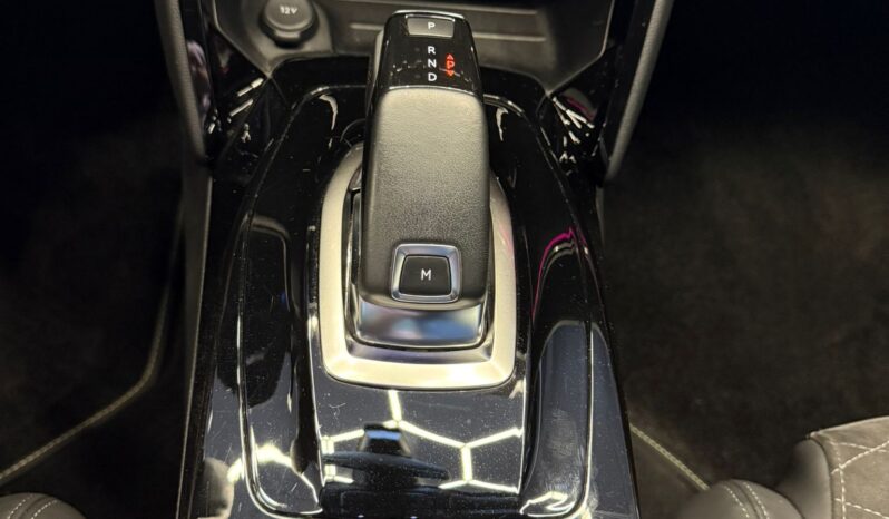 
								Peugeot 2008 GT AUTOMATICA full									