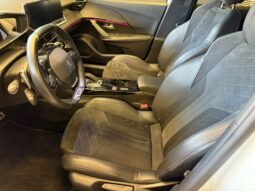 
										Peugeot 2008 GT AUTOMATICA full									