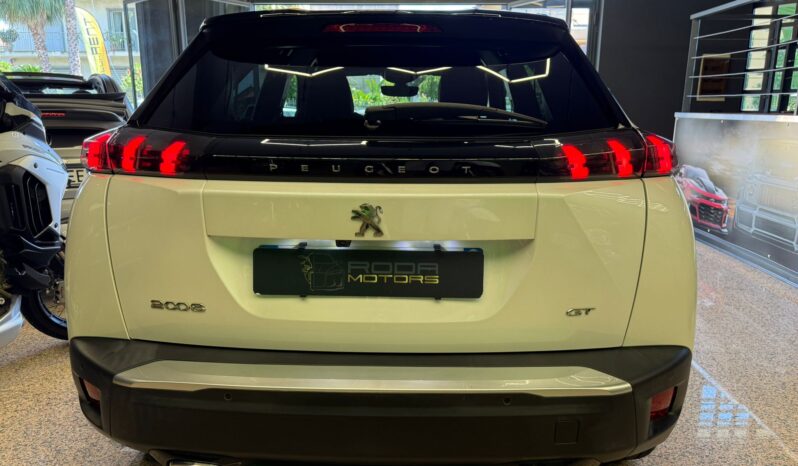 
								Peugeot 2008 GT AUTOMATICA full									