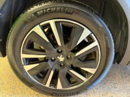 
										Peugeot 2008 GT AUTOMATICA full									
