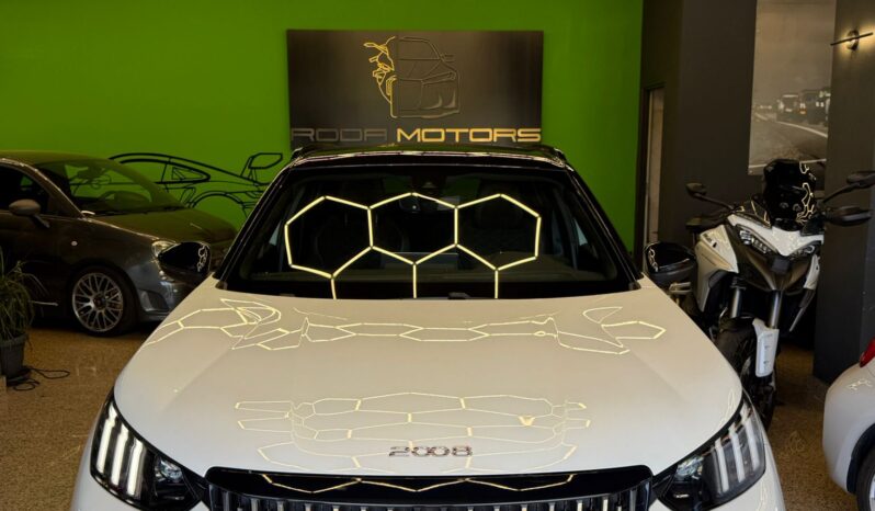 
								Peugeot 2008 GT AUTOMATICA full									