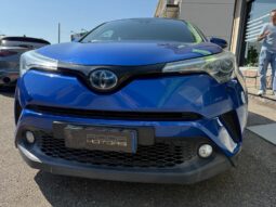 
										Toyota C-HR 1.8 Hybrid E-CVT Lounge full									
