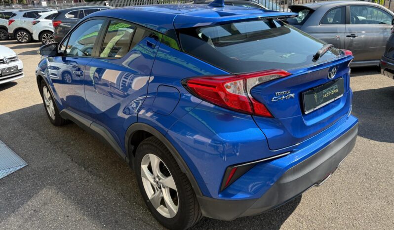 
								Toyota C-HR 1.8 Hybrid E-CVT Lounge full									