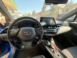 
										Toyota C-HR 1.8 Hybrid E-CVT Lounge full									