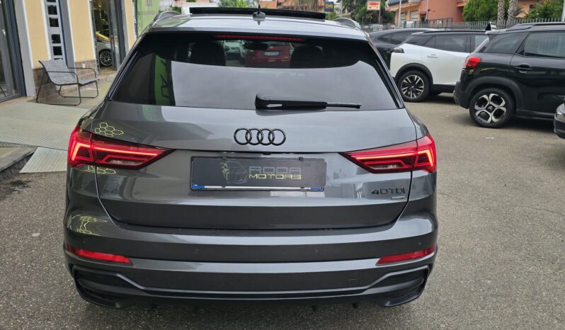 
								Audi Q3 40 TDI CON TETTO quattro S tronic line edition full									