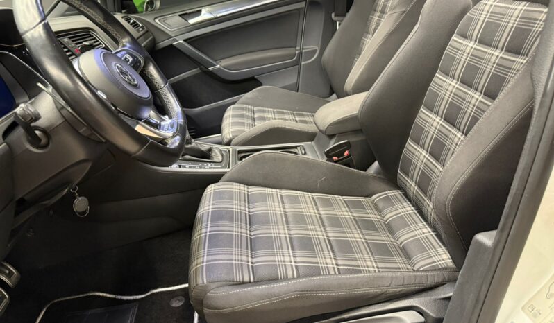 
								Volkswagen Golf 2.0 GTD TDI DSG CON TETTO 5p. Highline BlueMotion Technology full									