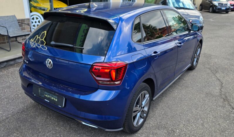 
								Volkswagen Polo 1.0 TSI 5p. Highline BlueMotion Technology R-LINE full									
