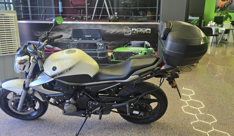 
								Yamaha XJ 600 full									