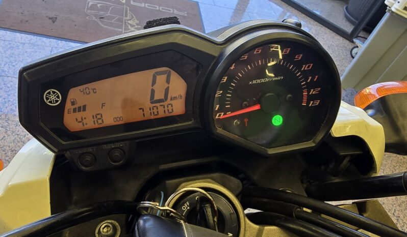 
								Yamaha XJ 600 full									