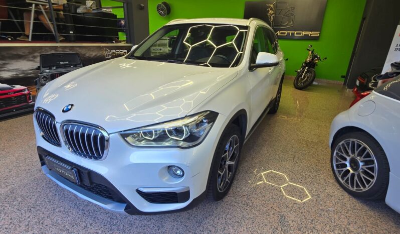 
								Bmw X1 sDrive18d Sport full									