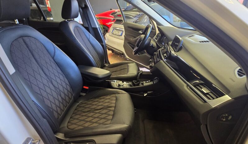 
								Bmw X1 sDrive18d Sport full									